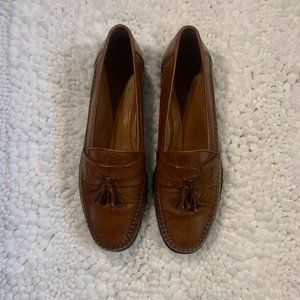 Allen Edmonds Men's Tassle Loafer Brown